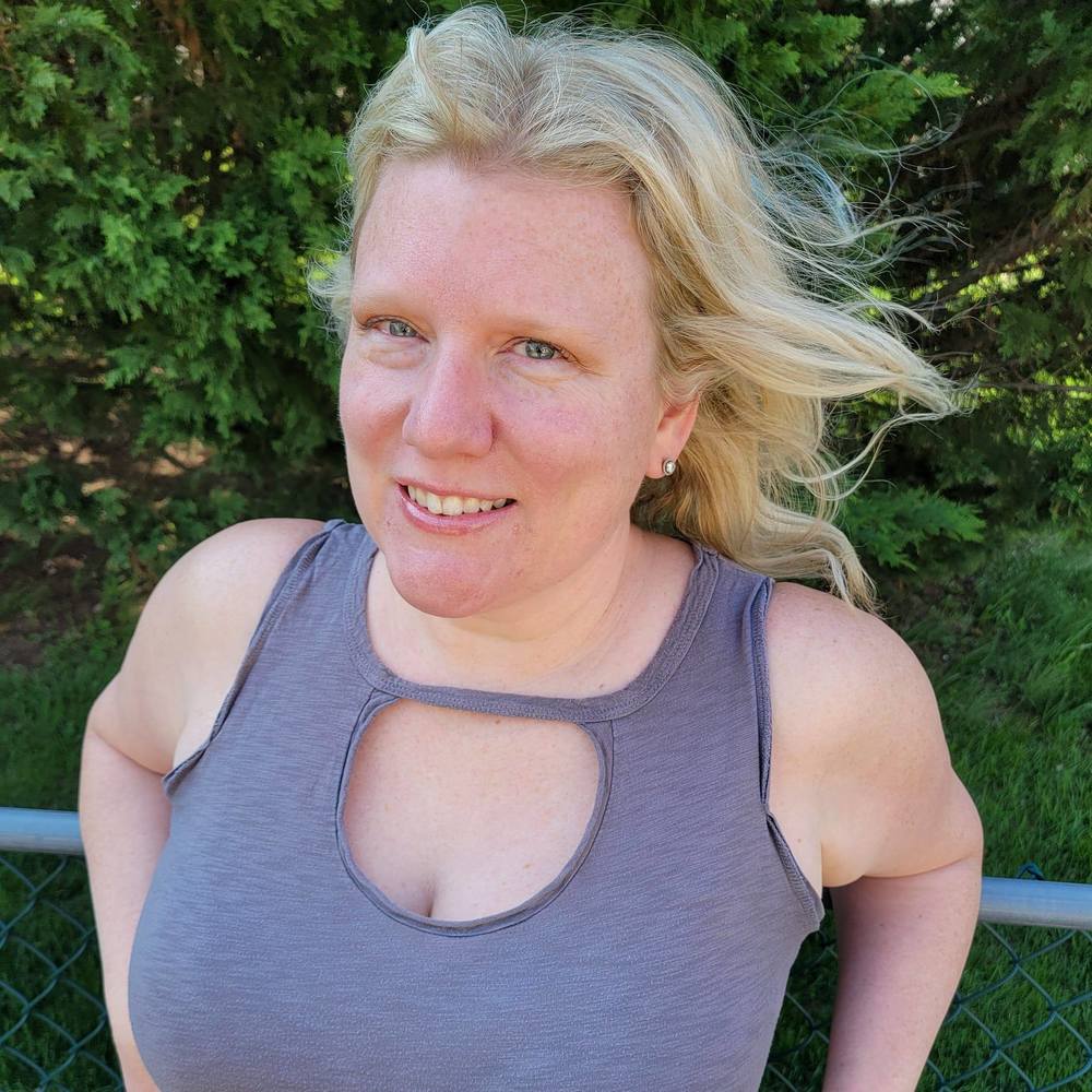 Meet your Posher, Jennifer